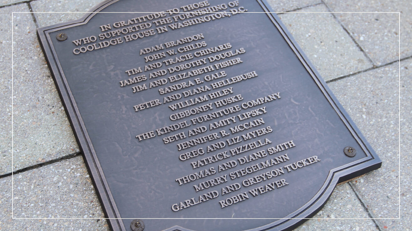 Example of a bronze plaque with an oxidized finish.