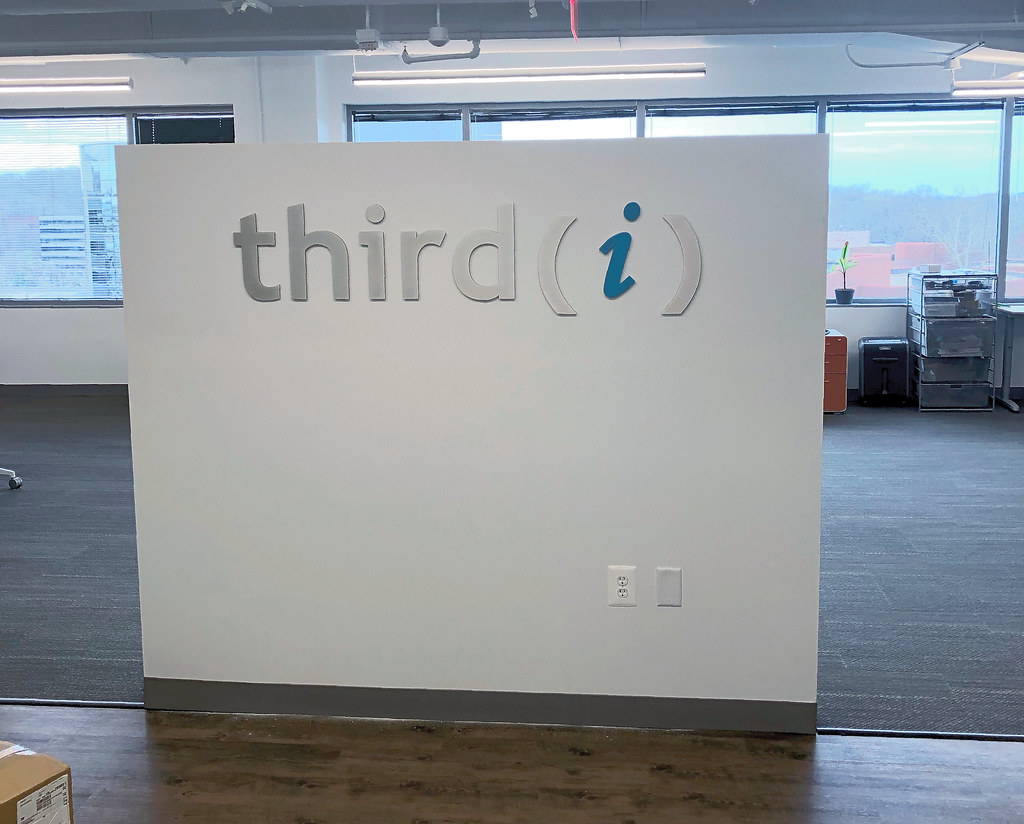 Brushed Aluminum Logo with Painted accent