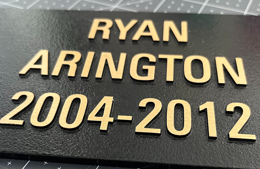 Detail Bronze Nameplate Plaque