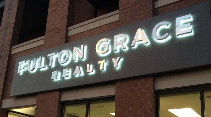 Outdoor Signs Featured Image