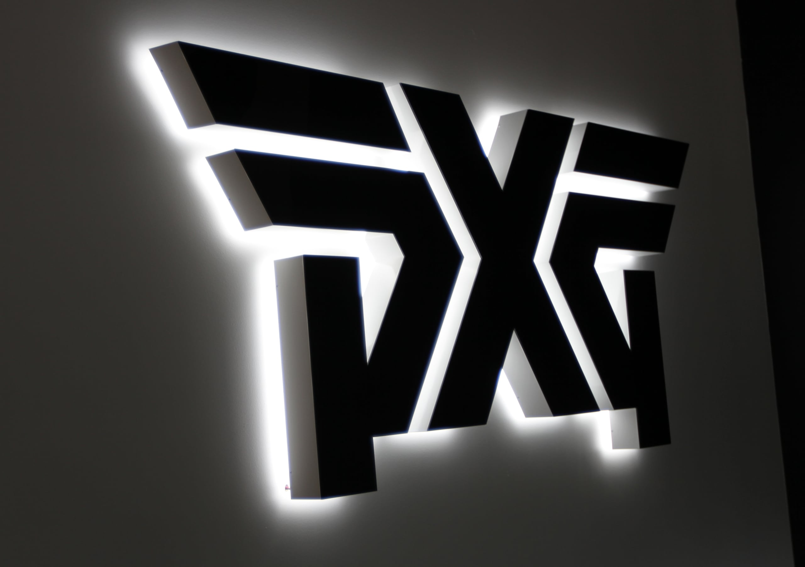 Why Businesses Should Make the Switch to LED Lighting